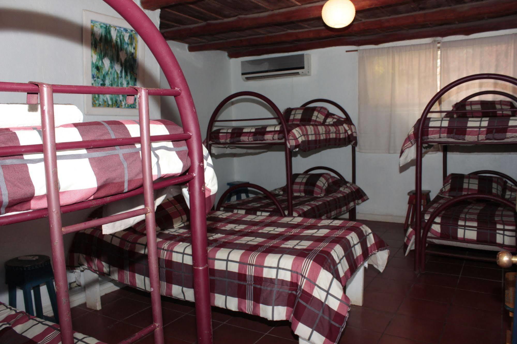 Hostel La Botella De Leche - تاماريندو المظهر الخارجي الصورة